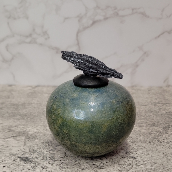 Handmade Other - Artist signed Jeremy Diller dream jar raku potteryworks